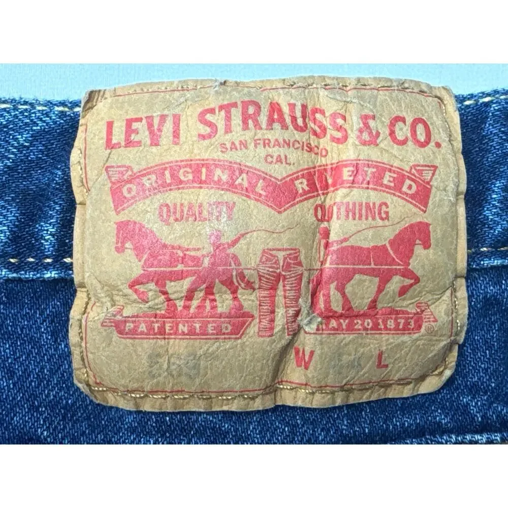 Levi's 569 Men's Loose Fit‎ Blue Denim Shorts - Size 44 (45x12)